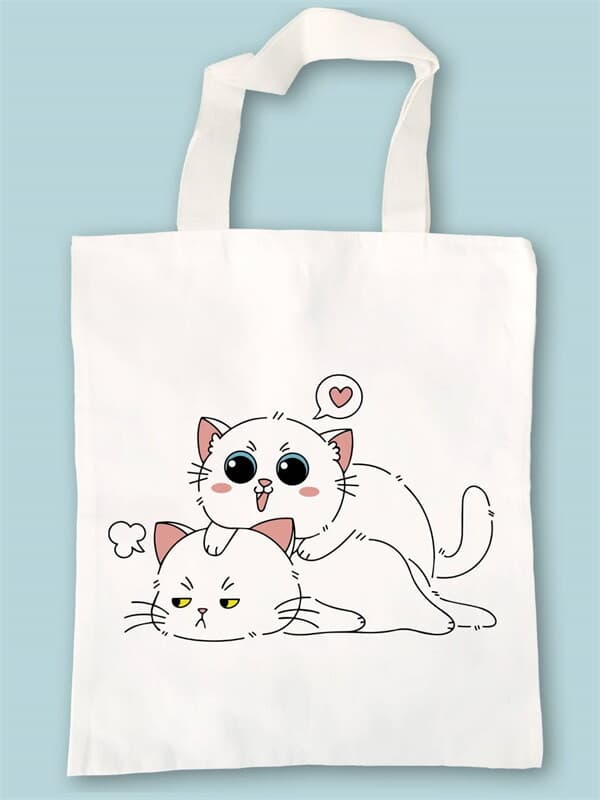 ปกหนังสือ กระเป๋าผ้า White Cats