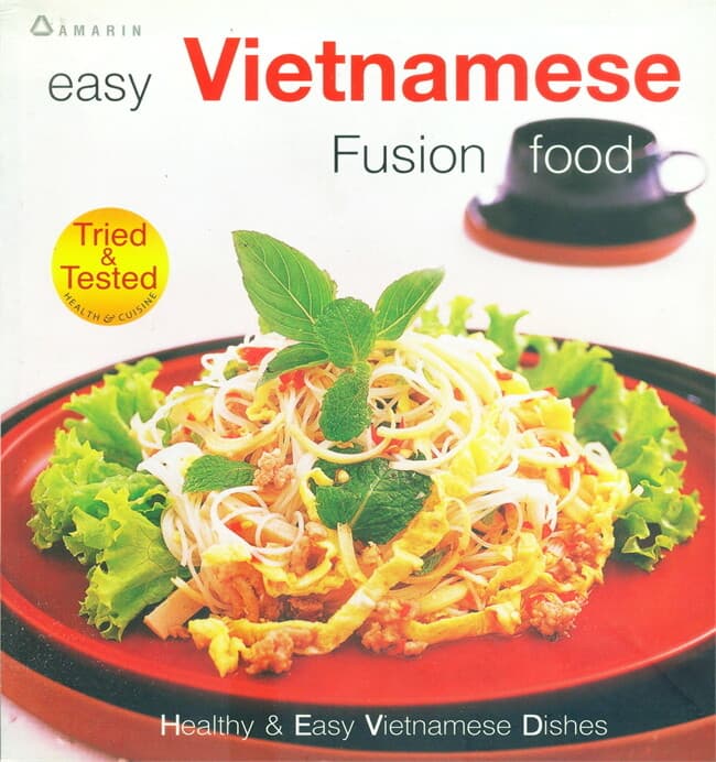 ปกหนังสือ easy vietnamese fusion food (eng)